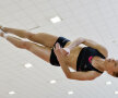 Sandra Izbaşa,campioană olimpică, la sărituri pluteşte cu aceeaşi graţie şi în sala de la Bucureşti