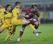 VIDEO + FOTO Mai rău nu se poate » Braşovul a dat de pămînt cu Rapidul lui Sabău, 2-1