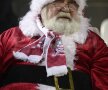 FOTO Moş Crăciun a venit să salveze Rapidul :)  » "Grinch" Copos a fost contestat din nou de fani