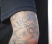 Cristian Daminuță și-a umplut corpul de tatuaje, care mai de care mai excentrice