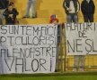 FOTO Peste tot acasă » Roş-albaştrii au fost susţinuţi la meciul cu Celtic de 200 de fani