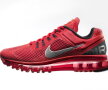 Nike Air Max+ 2013, un pantof legendar mai flexibil ca niciodata