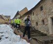 Concurenții de la
Maratonul Zăpezii au
traversat pe traseu
Cetatea Rîșnovului