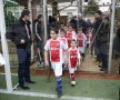 Oficialii lui Ajax în vizită la fundaţia lui Ogăraru