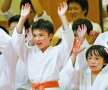 Copii japonezi sînt specialişti în karate şi kendo