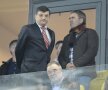 FOTO A căzut recordul? » Pe Naţional Arena au fost ieri mai mulţi spectatori decît ar fi permis regulamentul