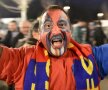 FOTO 7 superimagini de la bucuria suporterilor » Steaua a scos din nou românii în strada