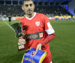 Dănciulescu și trofeul primit aseară din partea LPF