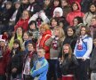 (P) Surpriză vişinie » 100 de mame în tribunele stadionului din Cluj la CFR - Rapid. Pentru că avem motive să credem!