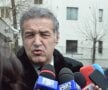 FOTO Judecarea recursului în Dosarul Valiza s-a amînat pentru data de 22 aprilie! Becali: "Eu iubesc Înalta Curte!"