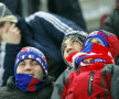 Steaua îşi iubeşte fanii doar cînd e cald! "Nu dăm autografe la minus 10 grade şi pe vînt!" » Erau +2 grade