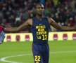 VIDEO şi FOTO » Exemplu de viaţă: Eric Abidal a revenit pe teren după transplantul de ficat: "Vreau să mai joc un an, doi"