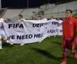 Pancu și Compania au repetat mesa jul de meciul
trecut, în care cer ajutor de la FRF, LPF, FIFA și UEFA Foto: Cristi Preda
