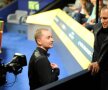 VIDEO 3 momente inedite în prima săptămînă la CM de snooker! Jucător curentat, pantofi cu ţepi şi o premieră negativă!
