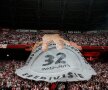 VIDEO şi FOTO Ajax Amsterdam, al treilea titlu consecutiv în Olanda! Supercoregrafie a fanilor de pe ArenA. Blind a dărîmat trofeul :D