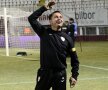 Mesaj impresionant al lui Florentin Petre după o vizită-surpriză la antrenamentul de azi: "El te face să te simţi fotbalist!"