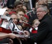 VIDEO şi FOTO Imagini impresionante » Ultimul meci al lui Ferguson pe Old Trafford a fost de neuitat