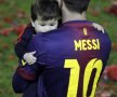 Messi alături de fiul său, Thiago
foto: Reuters