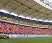 FOTO Supercoregrafie pentru titlul 24! 50.000 de oameni au făcut spectacol pe Naţional Arena