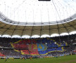 50.000 de stelişti au realizat o coregrafie excepţională, tot stadionul a creat tricolorul ţării, iar în una dintre peluze a fost conturată graniţa României în interiorul căreia a stat scris 24