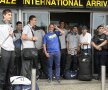 VIDEO şi FOTO Jucătorii Stelei au fost aşteptaţi de fani la sosirea din cantonamentul din Austria