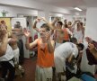 VIDEO şi FOTO Party în vestiar şi la Tărtăşeşti » Cum au petrecut rapidiştii după victoria la baraj