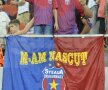 FOTO Ce dor le-a fost! » Fanii Stelei au creat aseară o atmosferă demnă de Liga Campionilor