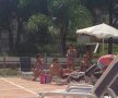 Bale aşteaptă telefonul de la Real la o piscină din Marbella