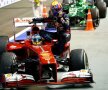 Cine-l mai opreşte pe Vettel? » Pilotul german şi-a mai trecut în palmares un trofeu: la Singapore