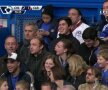 Imaginea care l-a făcut celebru pe un fan al lui Chelsea: cum s-a pozat cu Mourinho, trimis în tribună de arbitru :D