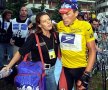 Prima poză cu Ben Foster, cel care îl interpretează pe Lance Armstrong într-un film despre viaţa fostului ciclist. Seamănă?