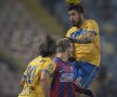 FOTO şi VIDEO Derby controlat de "lupi" » Steaua - Petrolul 1-1 şi lupta la titlu rămîne deschisă