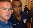 Lui Rooney îi place să îşi petreacă timpul în compania lui Ashley Cole