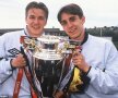 Beckham şi Garry Neville, în 1996, după cucerirea primului titlu din Anglia