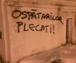 GALERIE FOTO Nu mai este dorit la Petrolul » Fanii au împînzit Ploieştiul cu sute de mesaje anti-Capră!