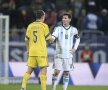 FOTO Reacţie debusolată » Imagini inedite cu Lionel Messi, prins în "războiul" Alexandru Bourceanu vs. Gabi Torje pentru tricou