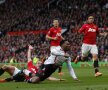 VIDEO Sărutul roşu care ucide » Liverpool, succes memorabil într-un meci-tornadă: 3-0 cu United
