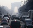 Parisul este sufocat de numărul mare de mașini