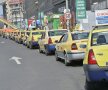 MAFIA TAXIURILOR » Patrula taximetriştilor » Cum veghează şoferii ca în parcările destinate lor să nu pătrundă maşinile cu licenţe de Ilfov
