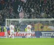FOTO Fanii cîntă Bolero, jucătorii lui Stoican Marş Funebru » Dinamo - Steaua 1-1 (3-6) şi roş-albaştrii vor juca finala Cupei cu Astra