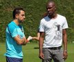 VIDEO Nu a vrut să-i lase singuri în momentele grele » Eric Abidal e la Barcelona, pentru a fi alături de foştii colegi