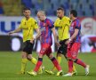 VIDEO+FOTO Cu o mînă pe titlu » Steaua a învins-o pe FC Braşov, 3-0, şi rămîne la 9 puncte de Astra