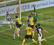 VIDEO+FOTO Egal pentru "U" » Clujenii sînt ca şi salvaţi de la retrogradare, după 0-0 la Braşov! "Stegarii" încă au emoţii mari