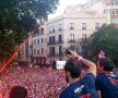 VIDEO şi FOTO Atletico a sărbătorit titlul cu fanii în Piaţa Neptuno » "El Cholo" Simeone a dansat pe scenă :D