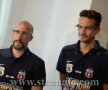 VIDEO+FOTO S-a deschis Steaua TV » Iasmin Latovlevici şi Lukasz Szukala au testat ochelarii Google Glass la lansare