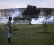 Stadionul Mane Garrincha învăluit în fum // Foto: Reuters