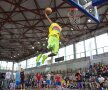 GALERIE FOTO Şi românii pot să sară » Show total la cel de-al doilea turneu Sport Arena Streetball din acest an