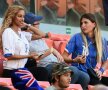 Logodnica lui Balotelli. O apariție spectaculoasă la Cupa Mondială: Fanny Neguesha a venit în Brazilia să-și încurajeze logodnicul, nimeni altul decît Mario Balotelli. Pînă acum i-a purtat noroc, atacantul squadrei azzurra marcînd în poarta Angliei