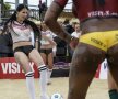VIDEO+FOTO Mondial incendiar » Modele topless s-au înfruntat într-un meci de fotbal pe plajă!