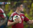 VIDEO+FOTO Imaginea care îţi dă fiori! » O insectă uriaşă s-a aşezat pe braţul lui James Rodriguez! :O